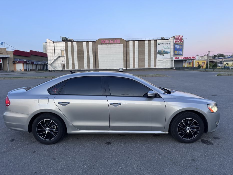 Passat NMS 2012 року 2,5 л 267 тис. км в топовій комплектації