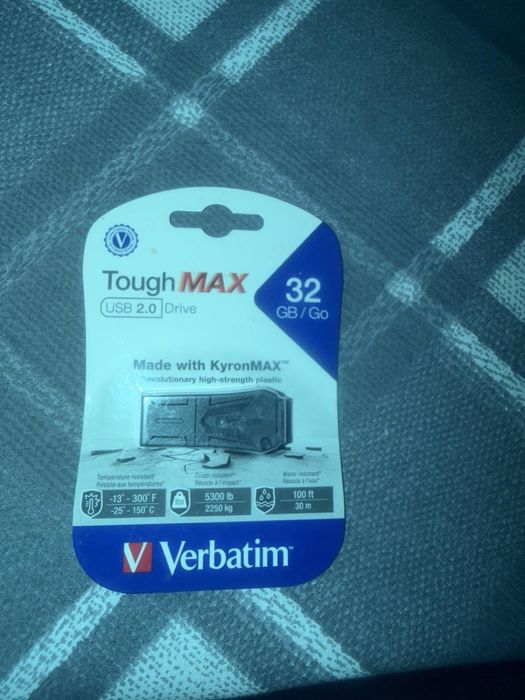 Флешка Verbatim ToughMAX 32 GB новая оригинал