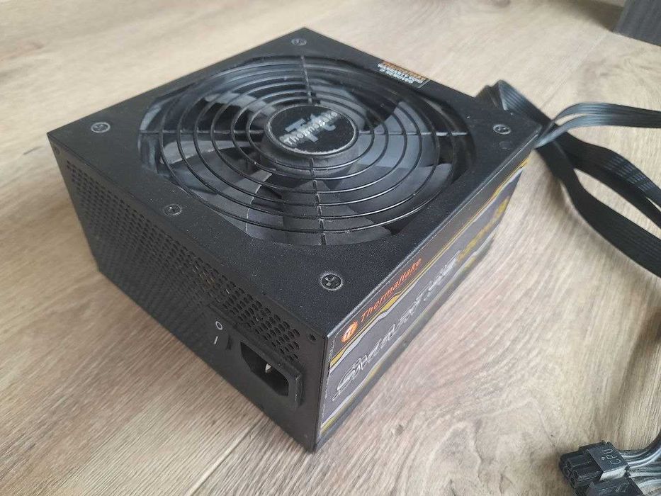 Thermaltake Smart SE 530w
