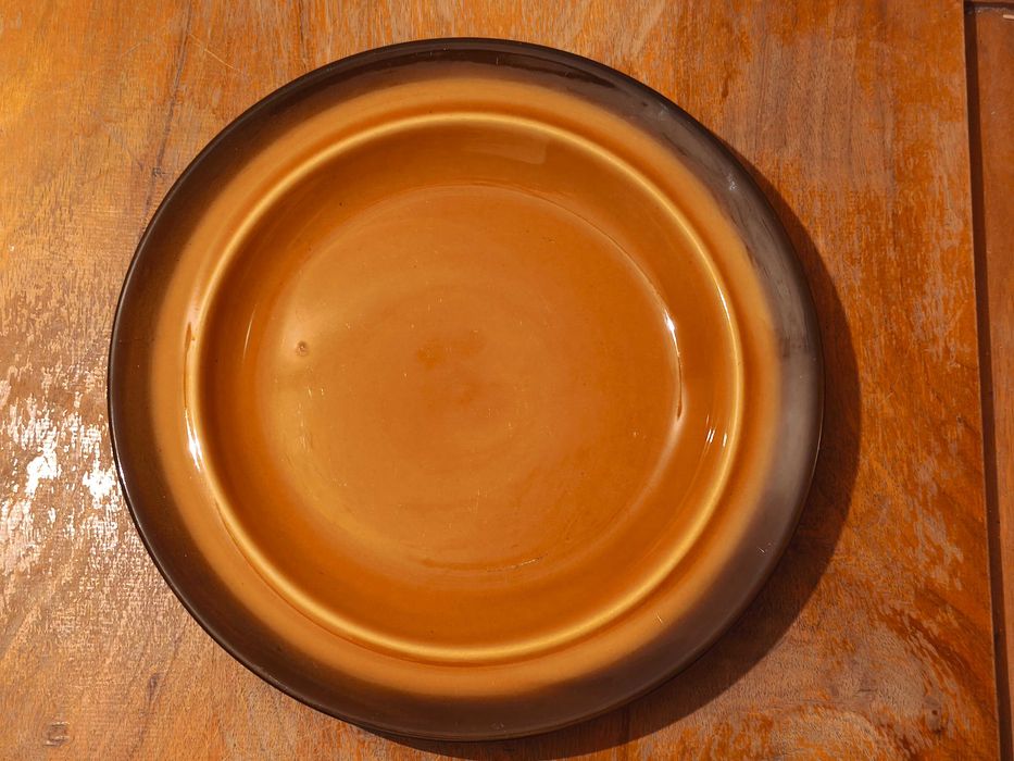 Duży miodowy głęboki talerz Porcelit Pruszków PRL