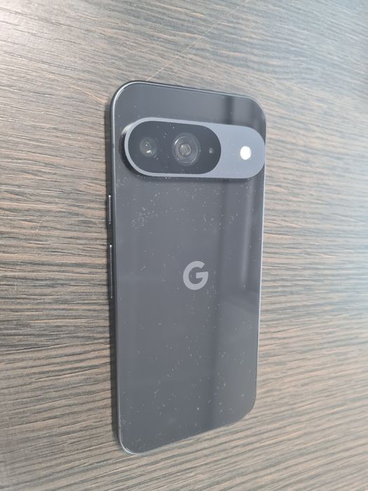 Google Pixel 9 (6.3" - 128 GB - Obsidian