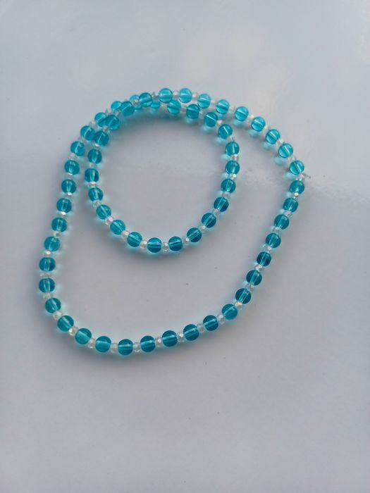 Choker handmade naszyjnik z koralików w kolorze niebieskim i białym