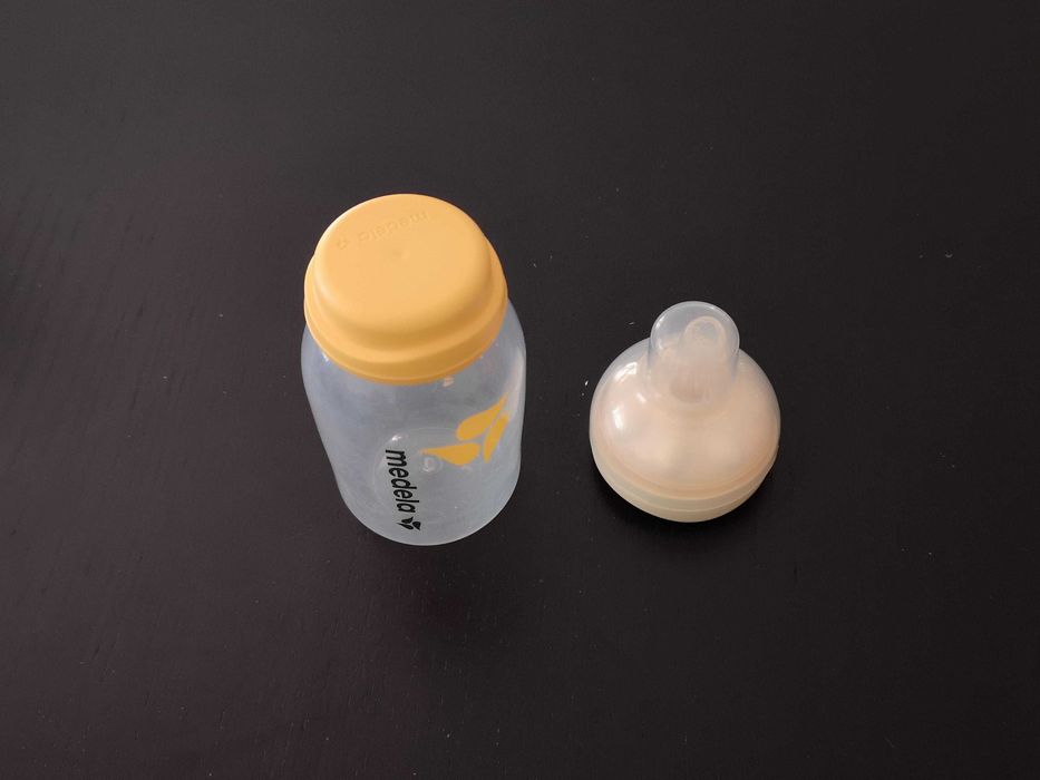Medela Solo Extractor de Leite Elétrico Simples e acessórios