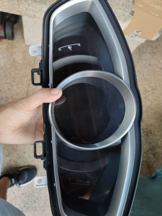 Quadrante digital conta kms Volvo v40