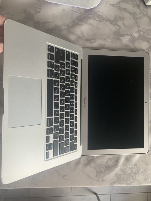 MacBoock Air (13-inch, Mid 2012)