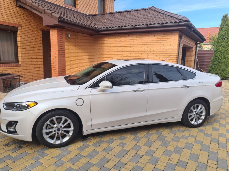 Продам Ford Fusion , 2019г,  плагин-гибрид