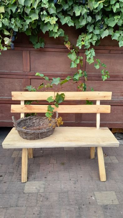 Ręcznie wykonana ławka drewniana - styl,trwałość i naturalne piękno !