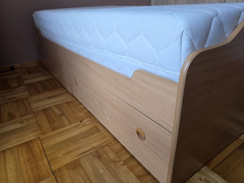 Łóżko 90x200 + materac + stelaż + 2 szuflady – komplet