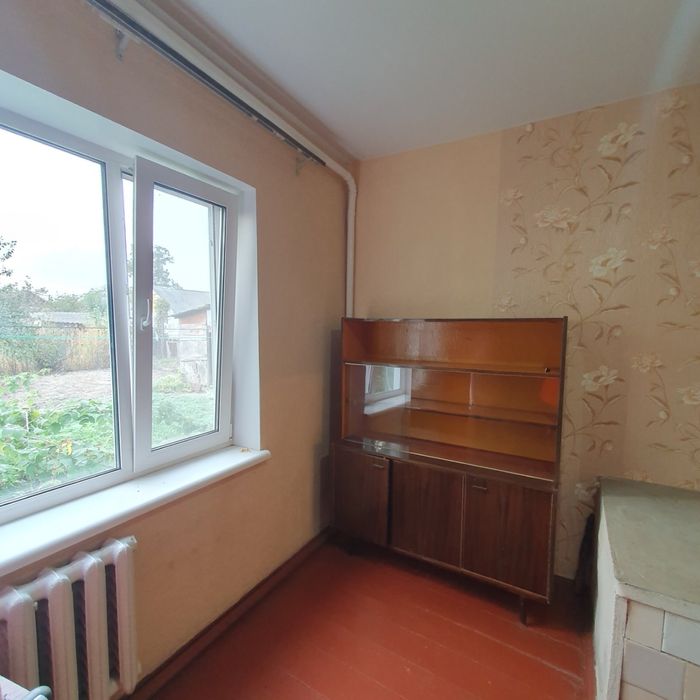 Продаж будинку . М.Тараща