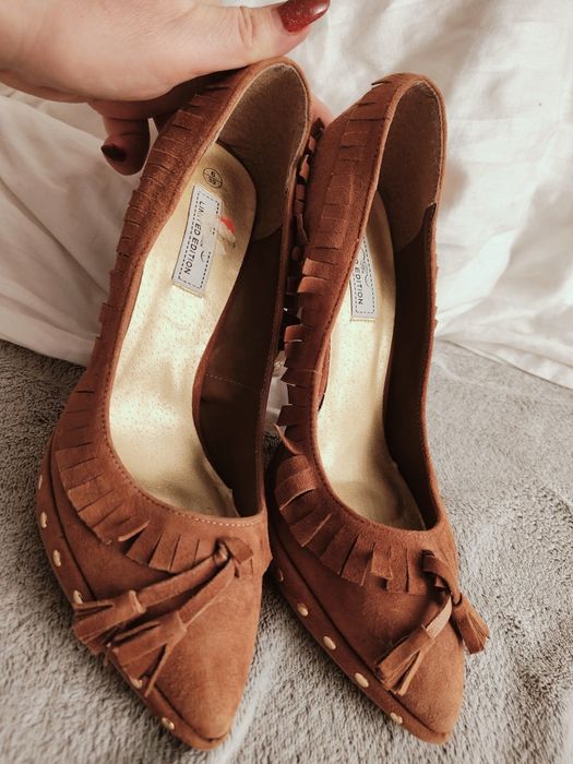 Fantastyczne brązowe czekoladowe szpilki 39. Brązowe buty na obcasie