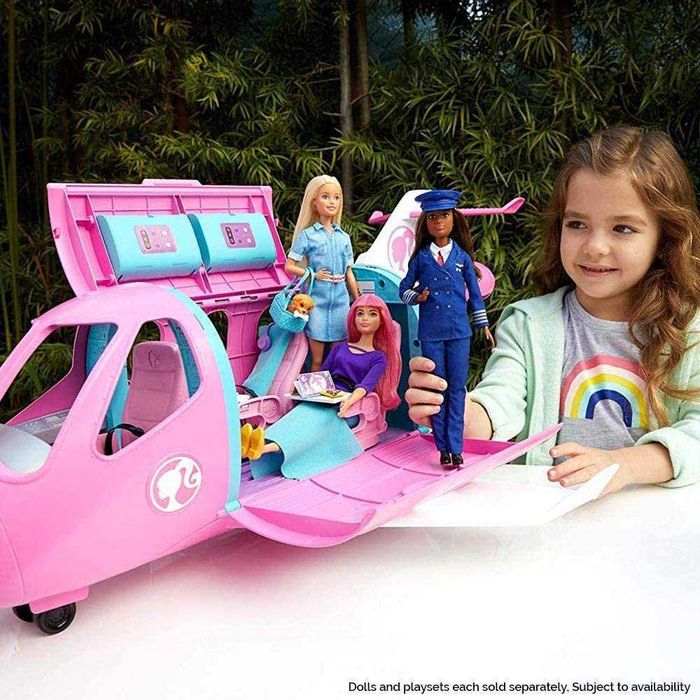 Ігровий набір Літак мрії Барбі для ляльок Barbie Dream Plane GJB33