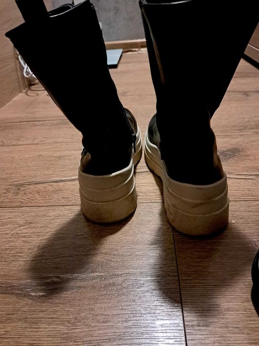 Buty na koturnie 37 roz