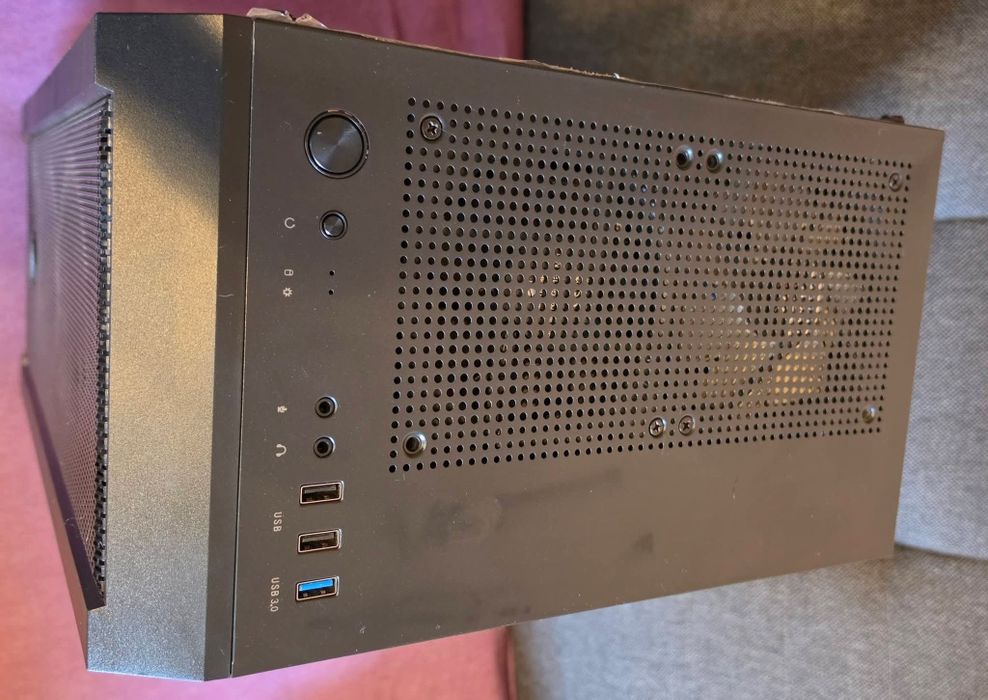 Komputer stacjonarny