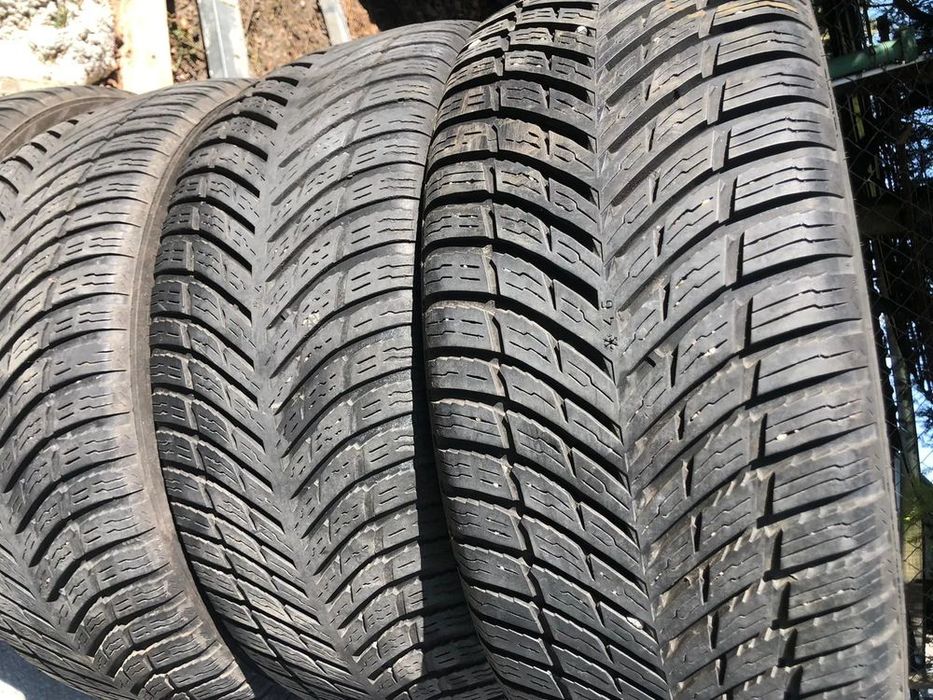 opony całoroczne nokian    225/45r17  cena za 2 sztuki
