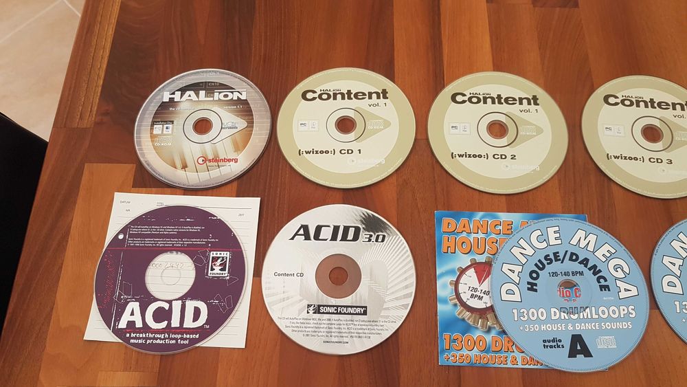 Coleção de sample CDs pela produção de vários estilos de música