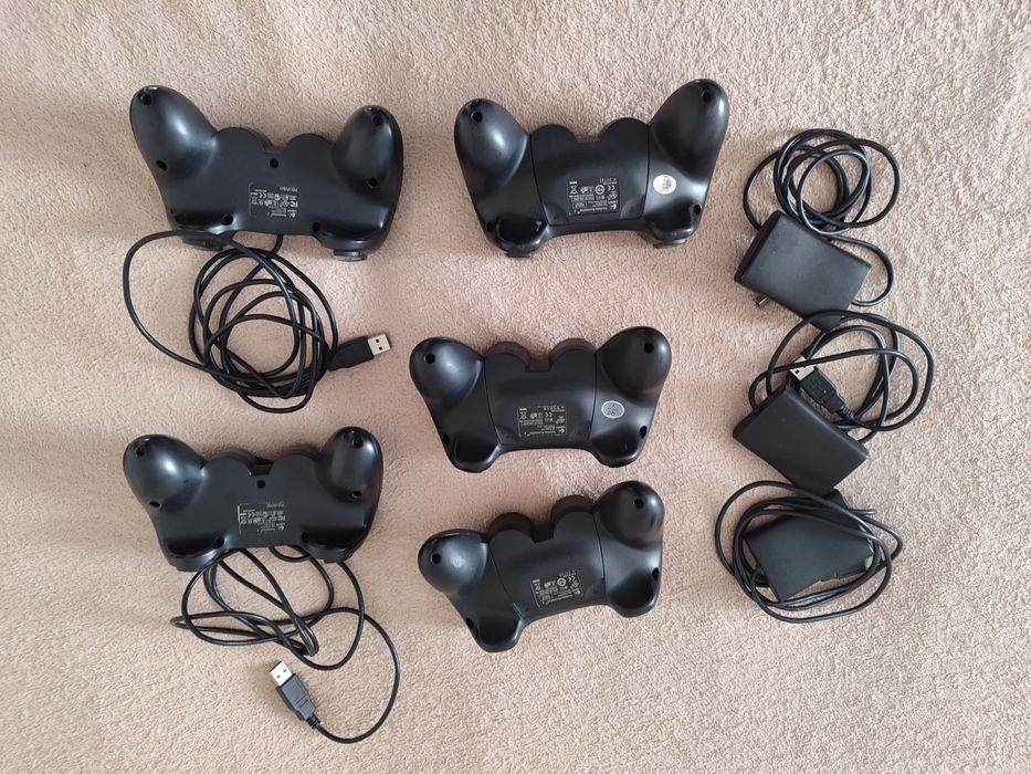 Продам Геймпад Logitech