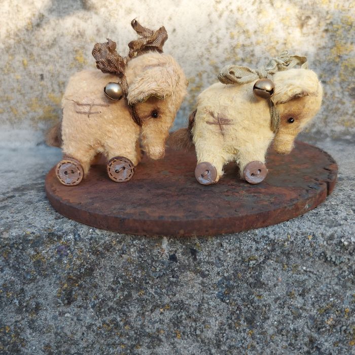 Іграшка ручної роботи мініатюра