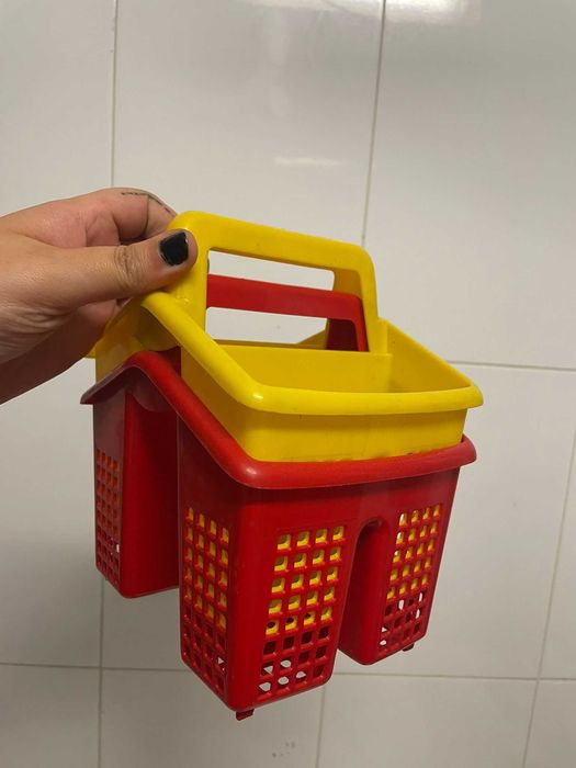 Liquidação total -Cestos para talheres64284050034563120