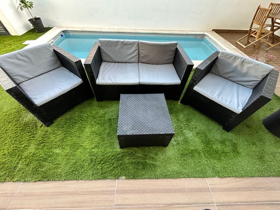 Conjunto Jardim - Sofá + 2 cadeirões  + mesa