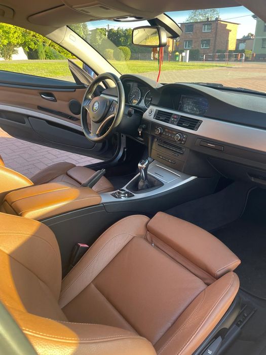 BMW E92 320d 2011r