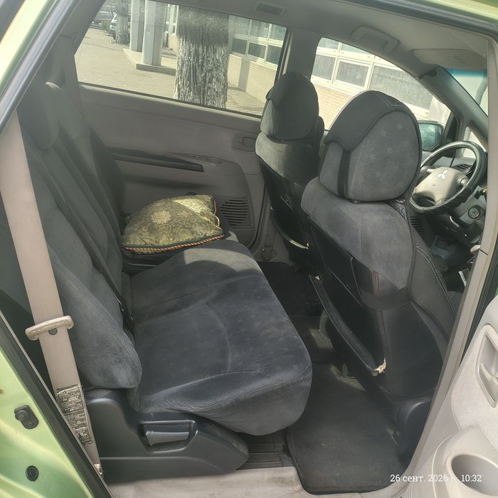 Mitsubishi grandis