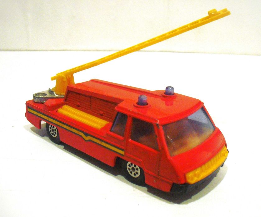 1975 Corgi Toys Hi-Speed Fire Engine Truck #703 Gt Britain