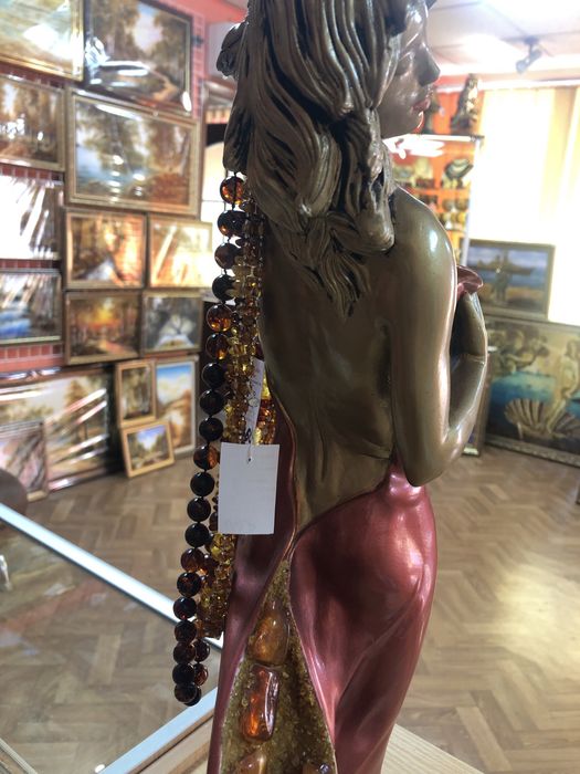 Сувеніри з бурштином