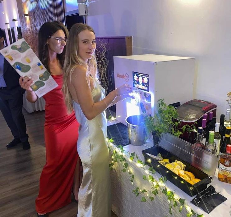 Automatyczny barman, mobilny bar, Drinkbox, Barmix, Jagermeister