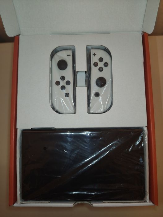 Nintendo Switch Oled (Como Nova) + Caixa e Acessórios Originais