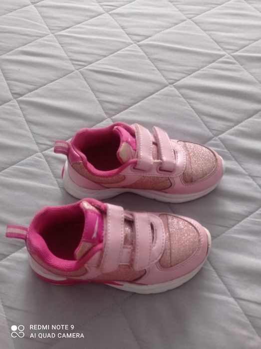 Buty adidasy dla dziewczynki rozmiar 28.