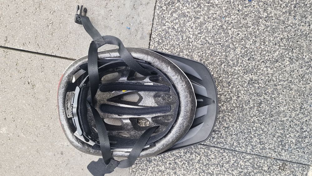 Sprzedam kask rockraider