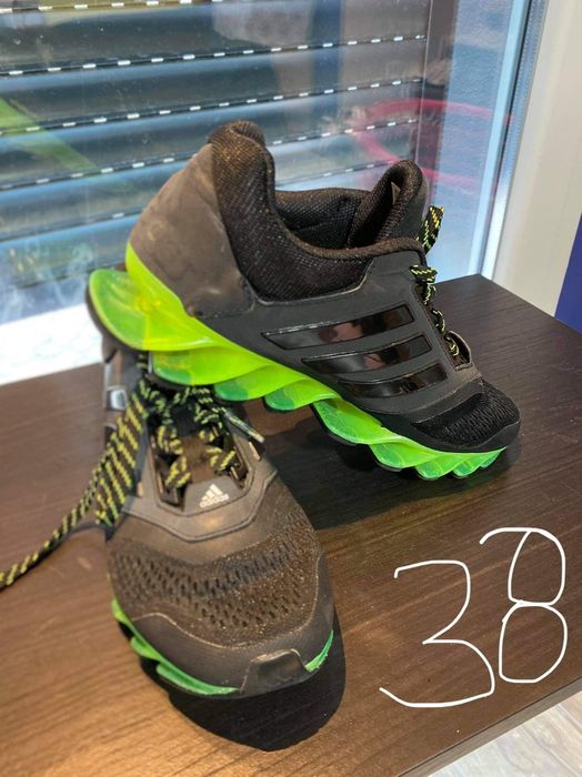 Ténis originais usados