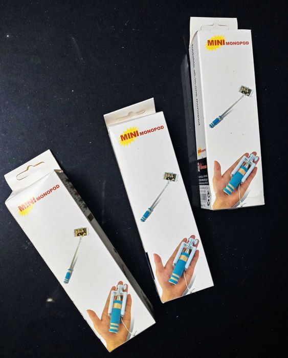 10 mini selfie sticks