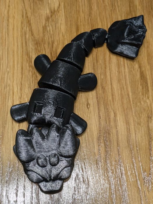 Іграшковий дракон