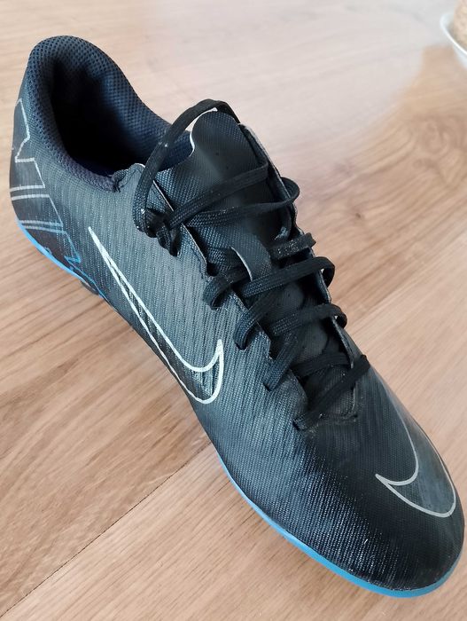 NIKE. Korki męskie.