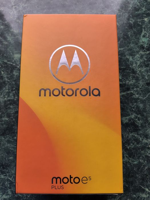 Motorola e5 plus