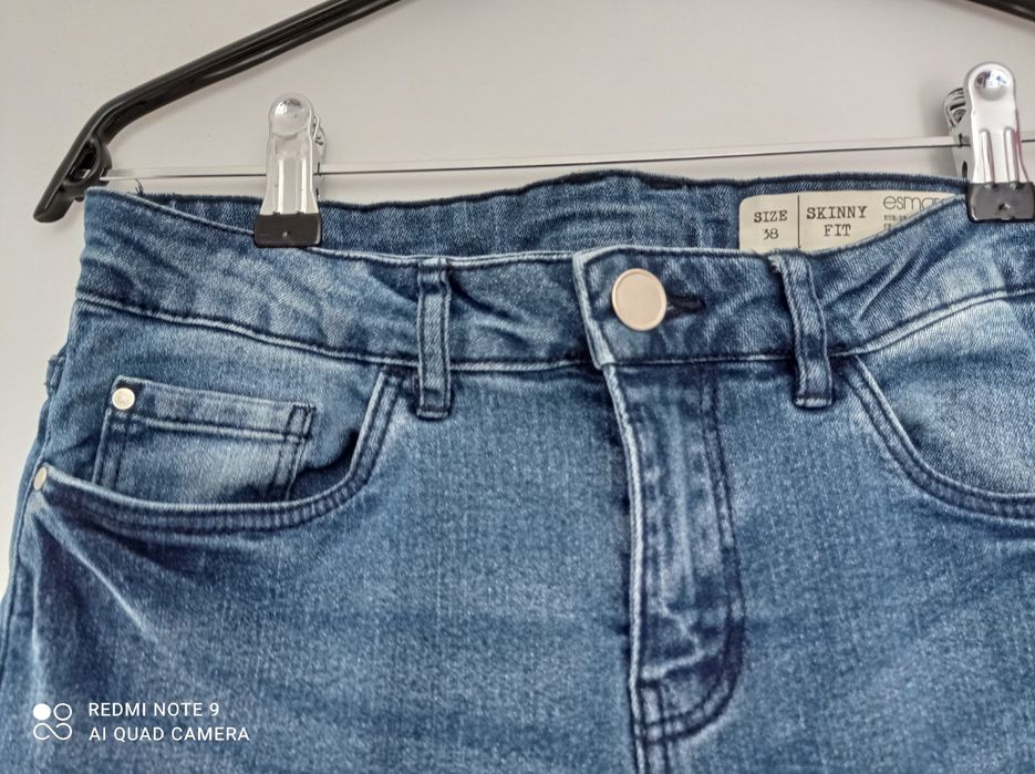 Jeansowe spodnie damskie 38