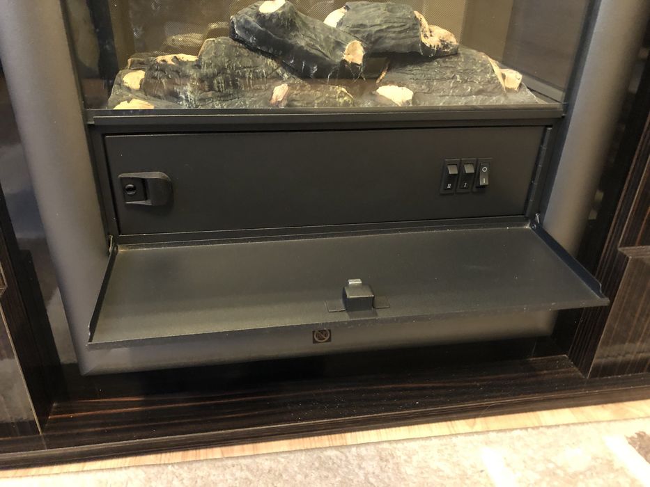Kominek elektryczny