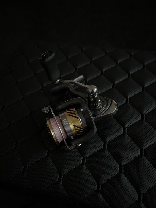 Daiwa laguna 1000LT  - Intech mikron x4