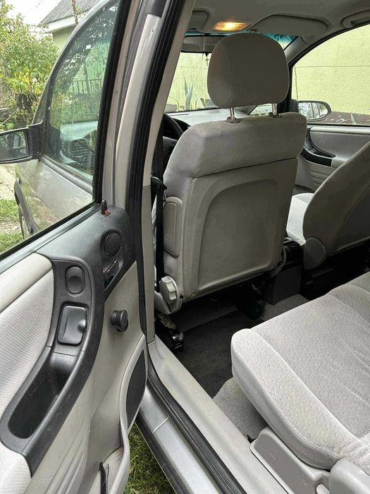 Opel Zafira 1,8 benzin