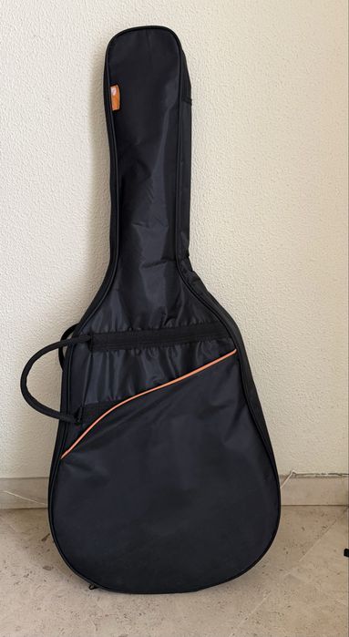 Guitarra Yamaha C40