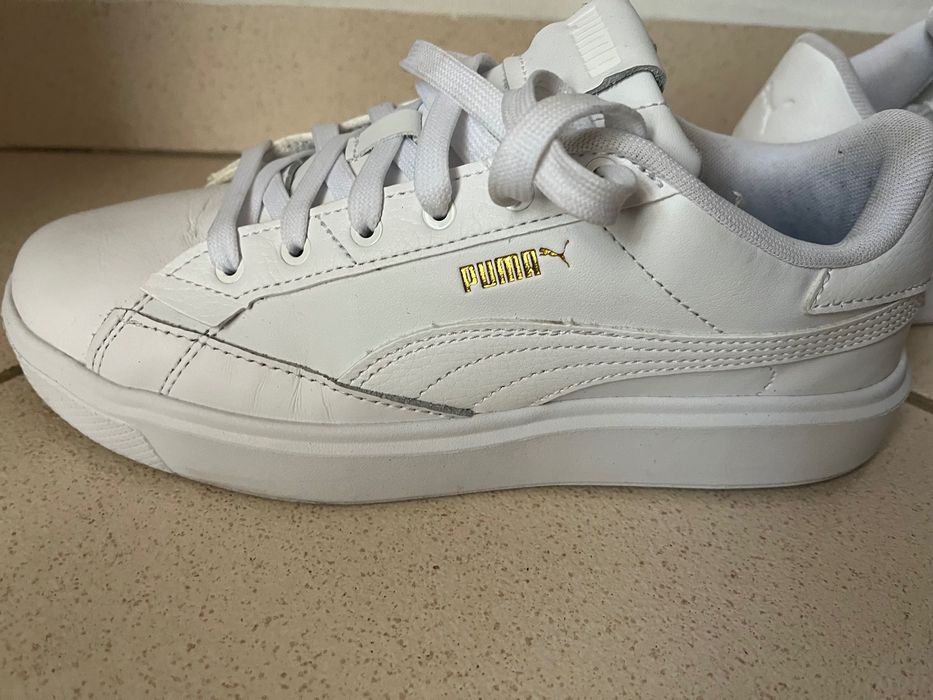 Ténis brancos Puma