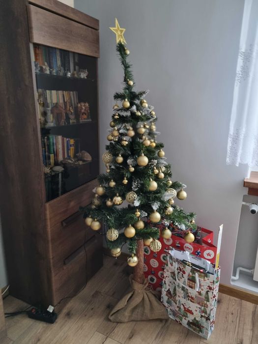 Choinka sztuczna na pniu 180cm