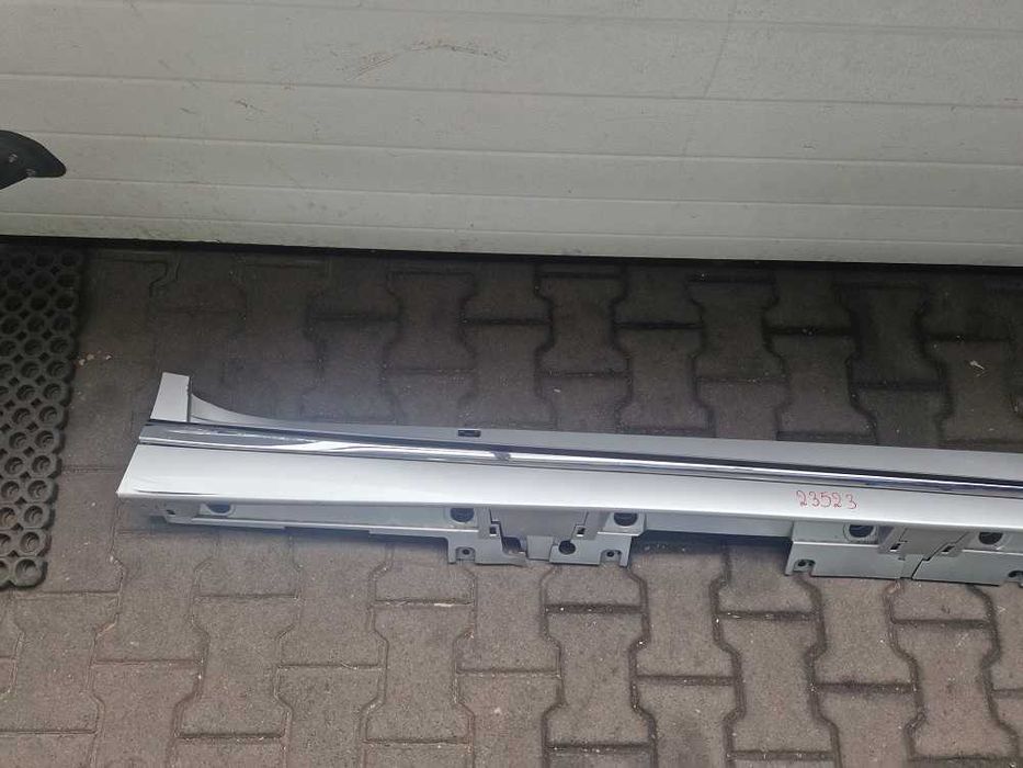 Lexus LS V 5 17r.- Listwa Progowa Prawa