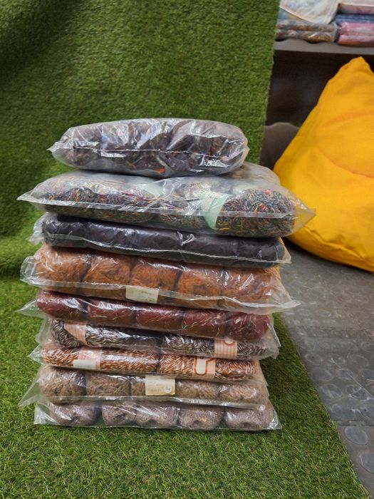 Novelos Acrílicos/ lã para tricotar