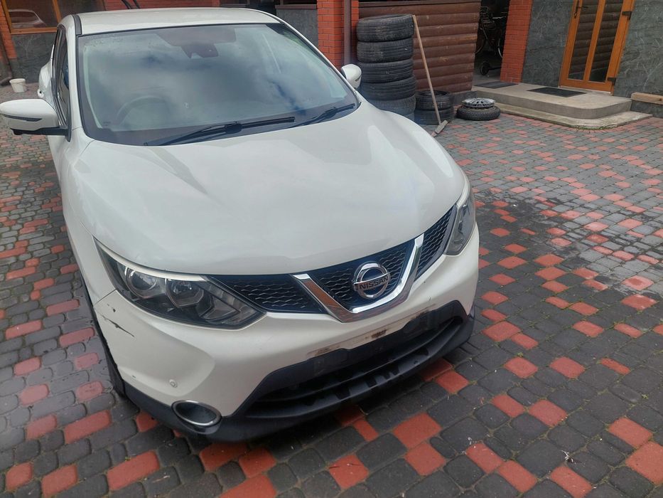 бампер салон фонарі  двери четверт кришка  nissan qashqai j11 разборка