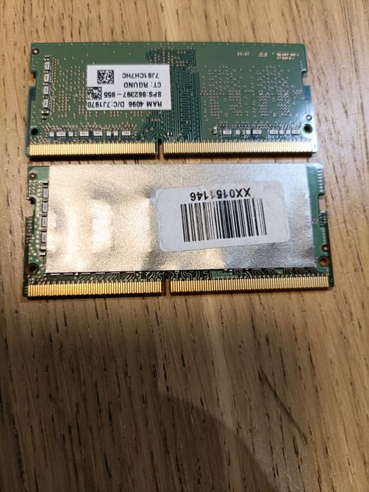 Pamięć RAM DDR4

dwie sztuki