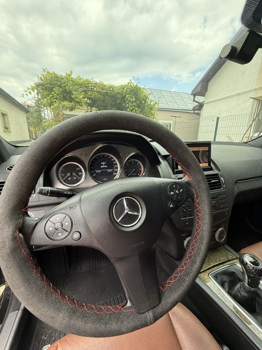 Продам Mercedes-Benz C-Class C204