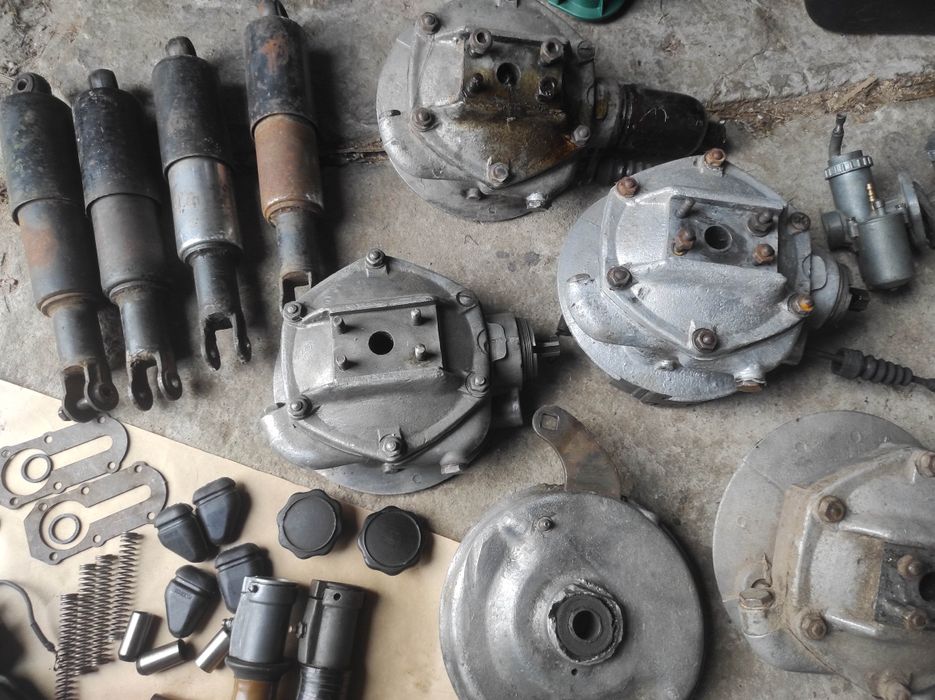 Dekielek osłona na łożysko koł × 4 szt Chromowane Dniepr Ural M72 K750