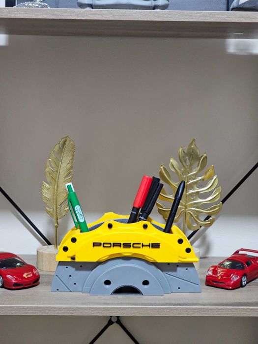 Porta Canetas Estilo Pinça de Travão - Porsche